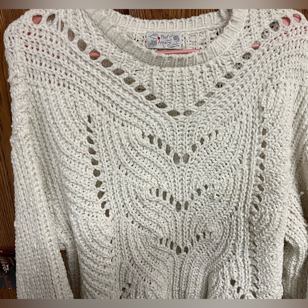 Size large white sweater